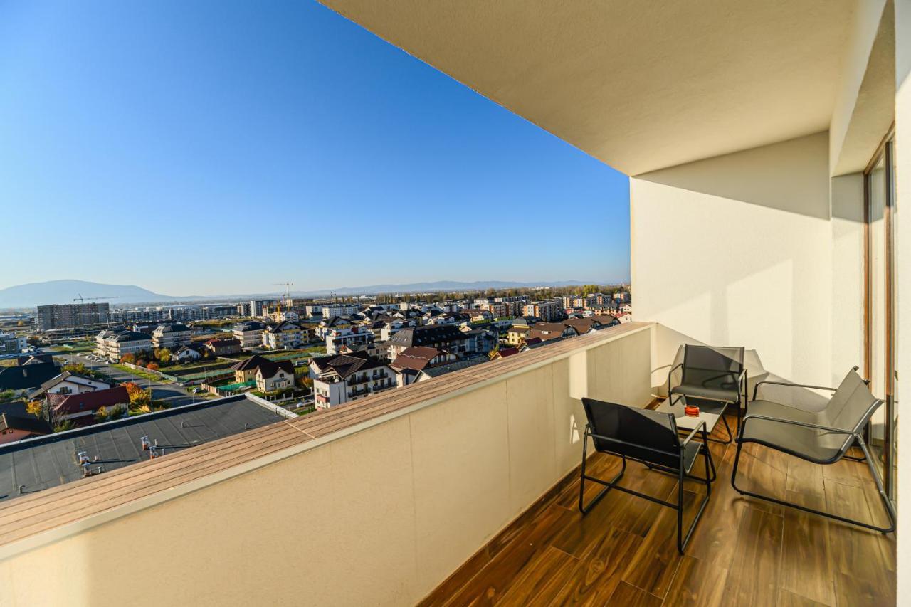 The Mountain Nest Apartment Brasov Bagian luar foto