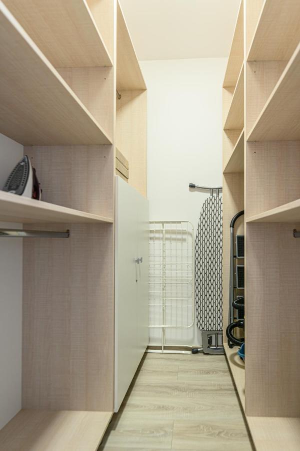 The Mountain Nest Apartment Brasov Bagian luar foto